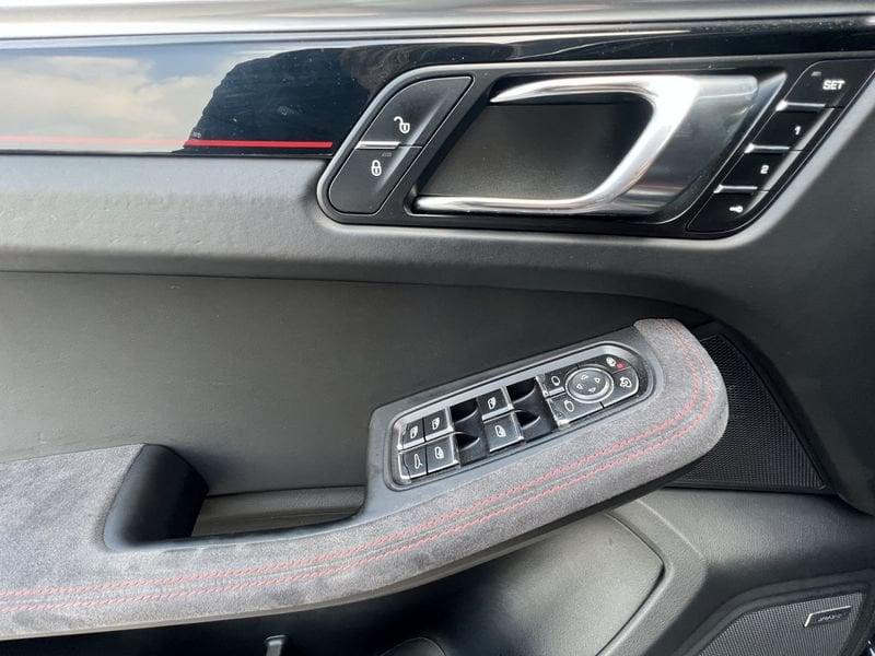 Porsche Macan Turbo 3.6 Performance Edition 440 CV