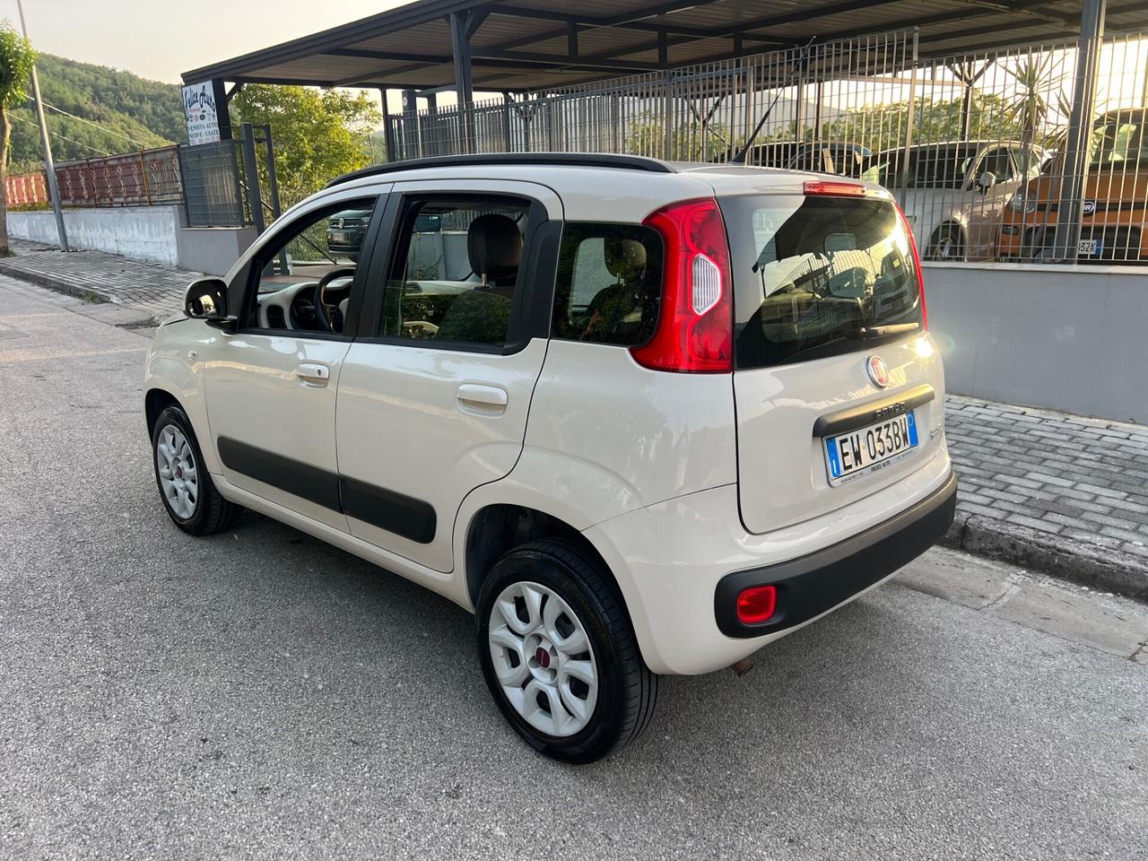 Fiat Panda 0.9 TwinAir Turbo Natural Power Lounge