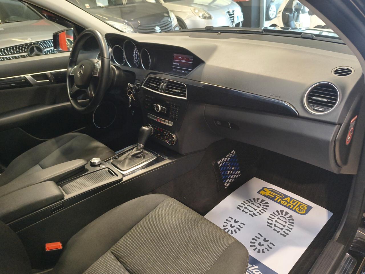 Mercedes-benz C 200 CDI Executive solo 110.000 km