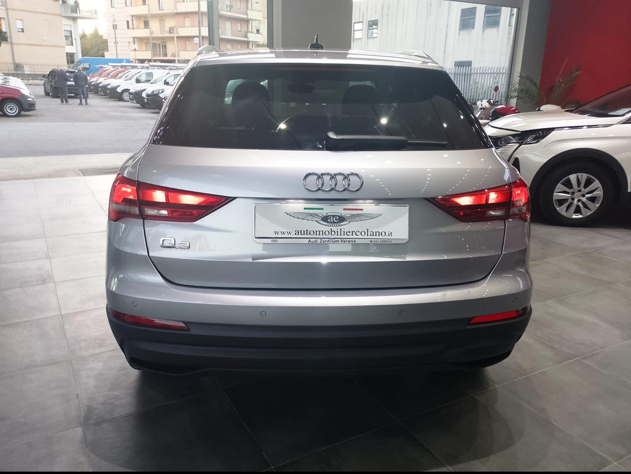Audi Q3 35 TDI S tronic Business