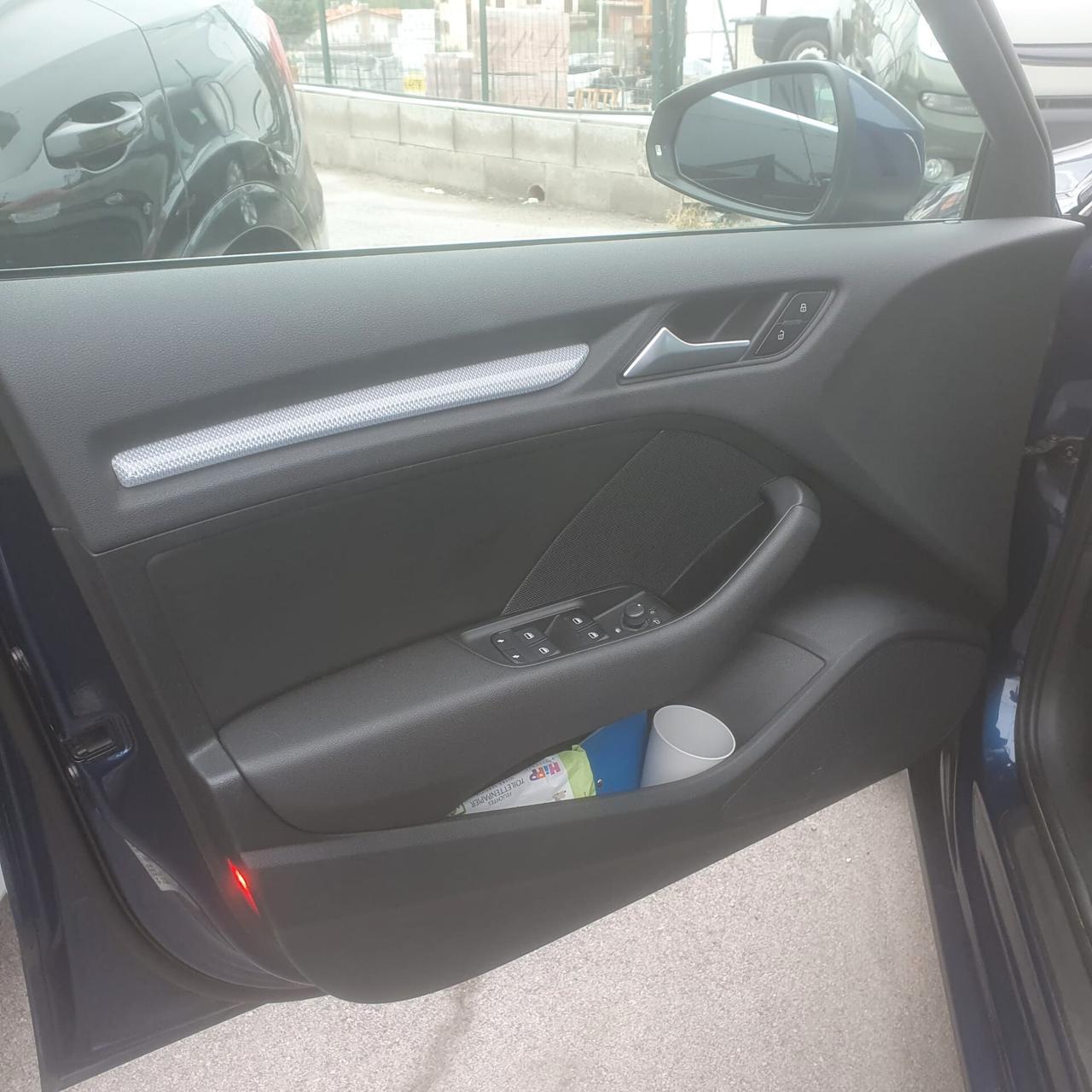 Audi A3 SPB 1.6 TDI clean diesel S tronic Ambition