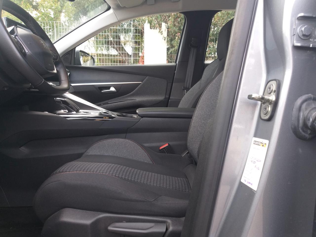 Peugeot 3008 BlueHDi 130 S&S Active