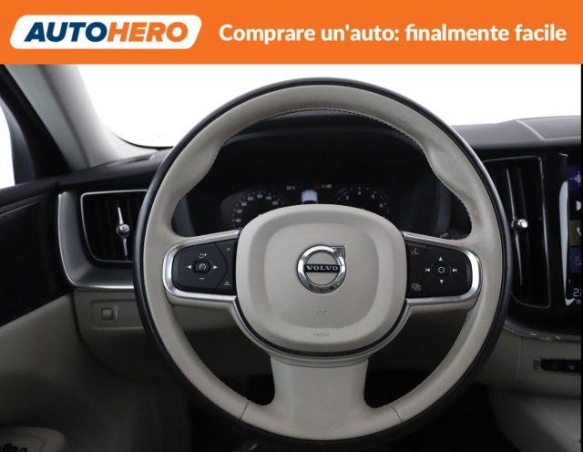 VOLVO XC60 B4 Geartronic Momentum Pro