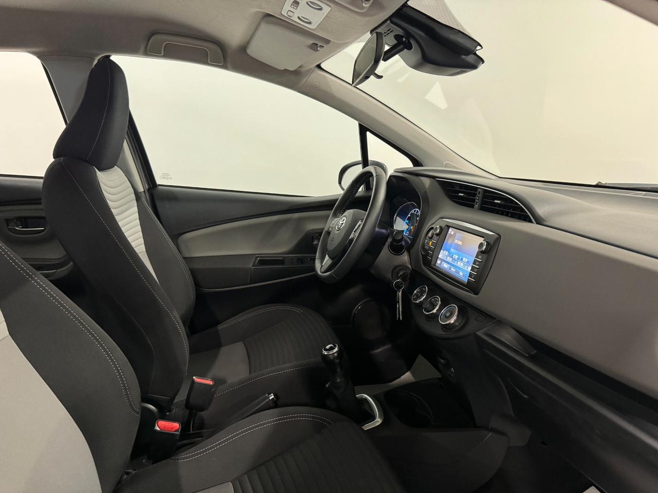 Toyota Yaris 1.0 5 porte Active