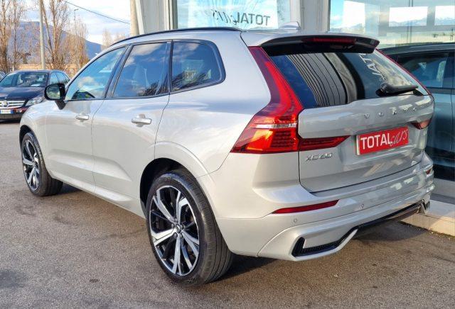 VOLVO XC60 B4 (d) AWD automatico Plus Dark