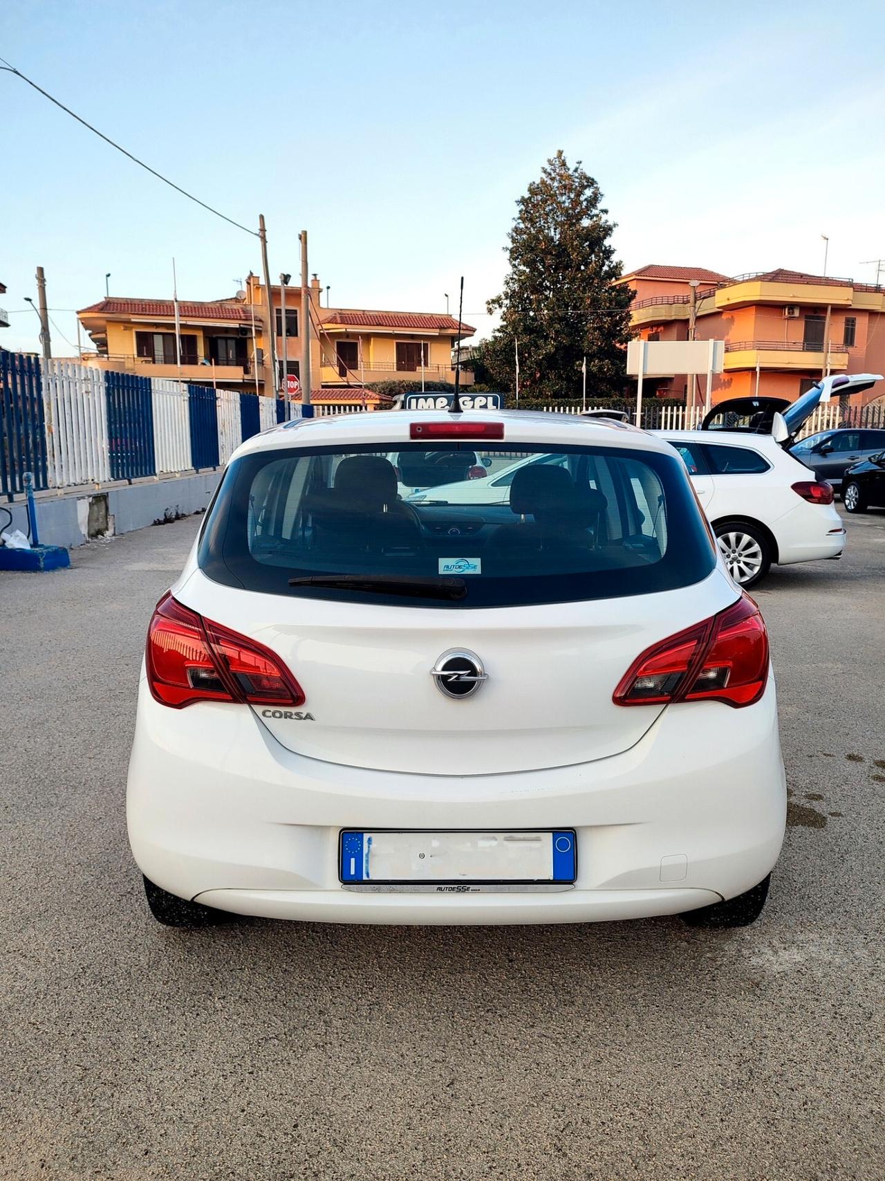 Opel Corsa 1.4 90CV GPL Tech 5 porte n-Joy