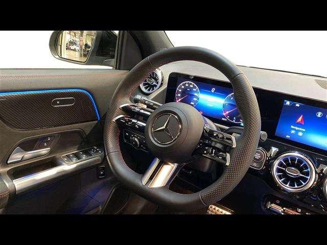 Mercedes-Benz GLA 180 D Progressive Advanced Plus 8G-DCT
