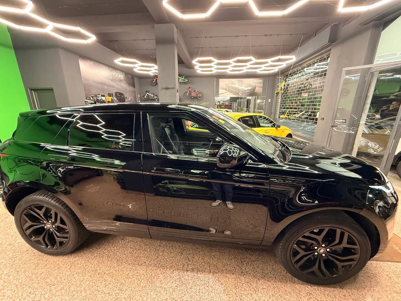 Land Rover Range Evoque DARK EDITION AUTOCARRO 5 POSTI