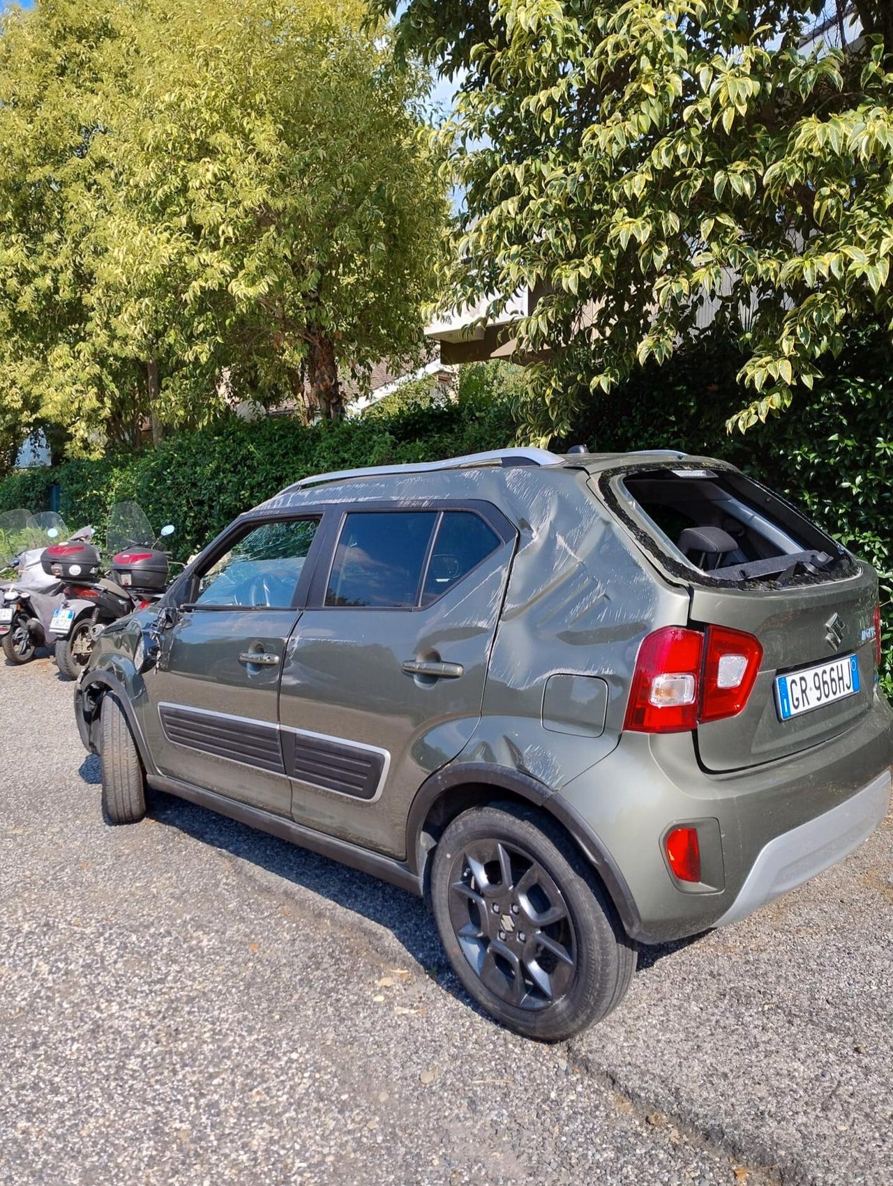 Suzuki Ignis 1.2 Hybrid 4WD All Grip Top 2023-E6 Incidentate