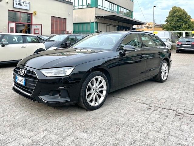 Audi A4 Avant 35 TDI/163 CV S tronic Business Advanced