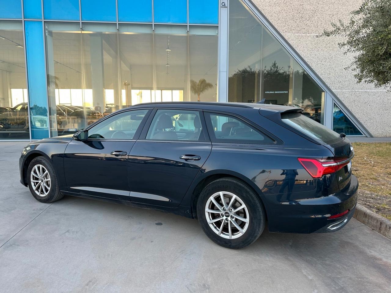 Audi A6 Avant 35 Sport offerta T-Stock prezzo imperdibile