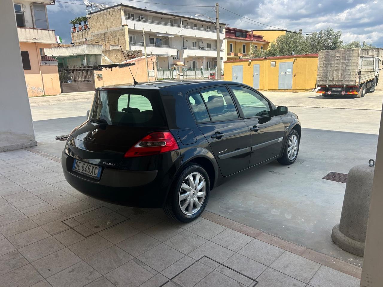 Renault Megane Mégane 1.5 dCi/105CV 4 porte Luxe