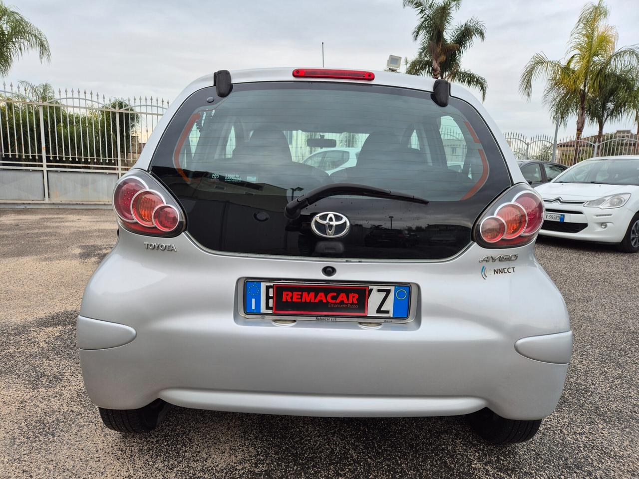 Toyota AYGO 1.0 VVT-i 5 porte AUTOMATICA RESTAYLIN NUOVA FULL