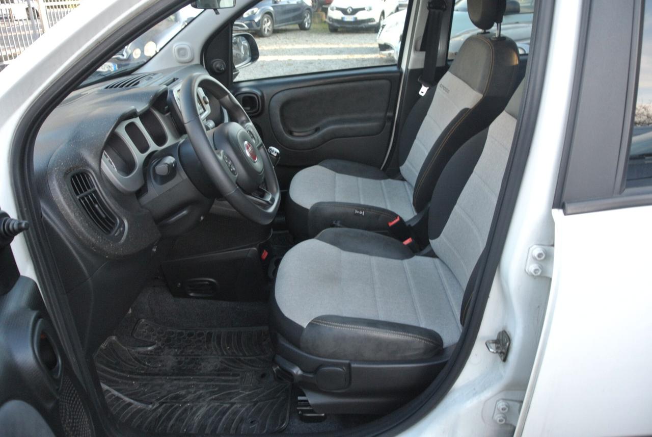 Fiat Panda Cross 1.0 FireFly S&S Hybrid