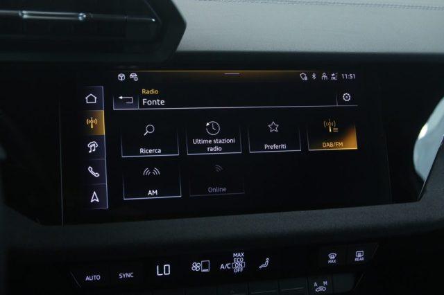 AUDI A3 SPB 35 TFSI S tronic S line edition Black Line
