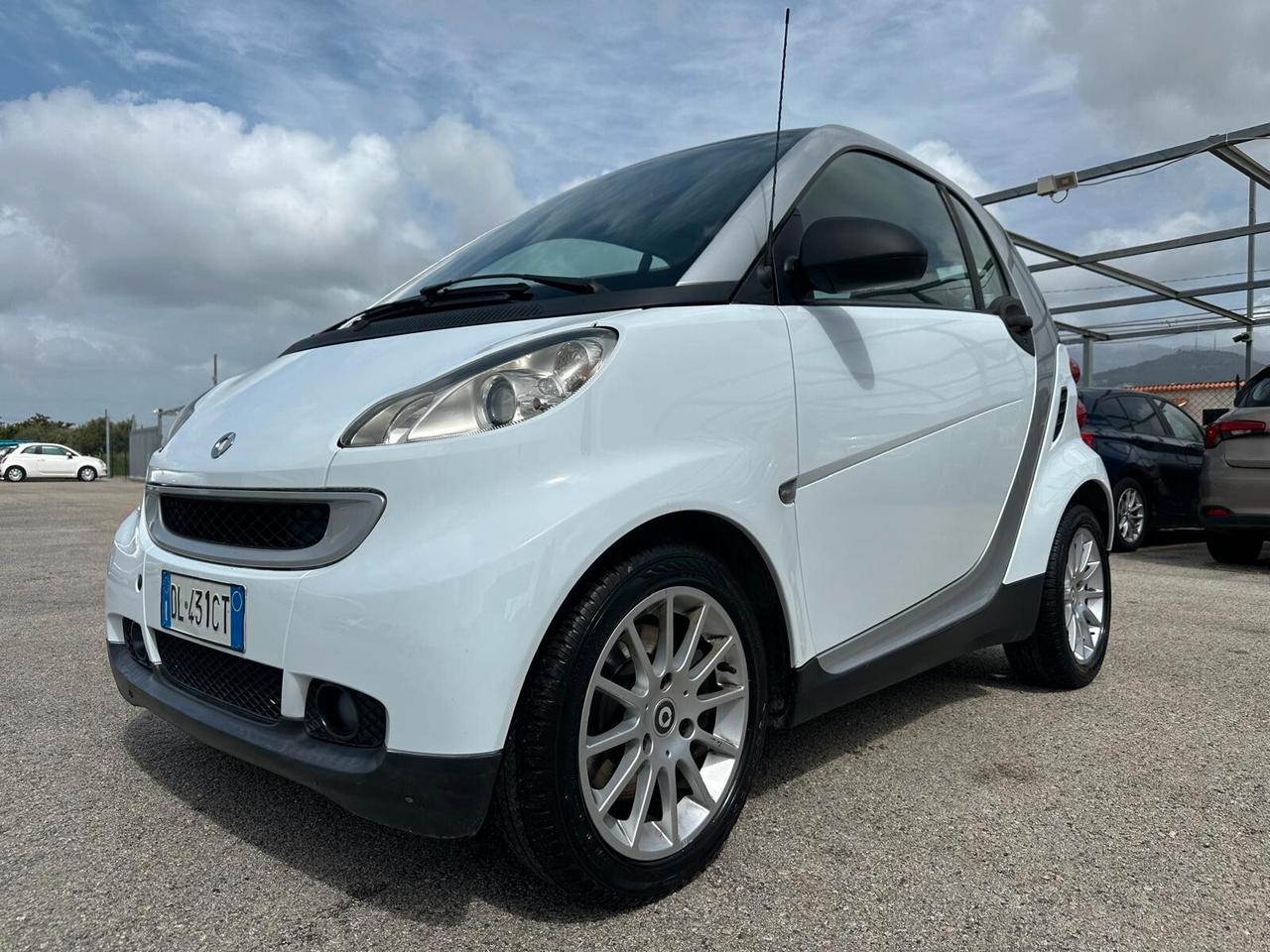 SMART FORTWO DIESEL ANCHE NEOPATENTATI