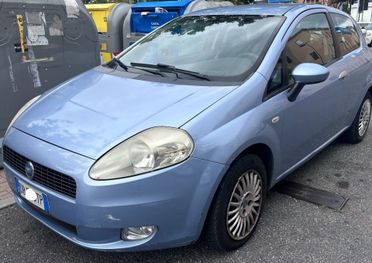 Fiat Grande Punto 1.4 Starjet 16V 3 porte Dynamic