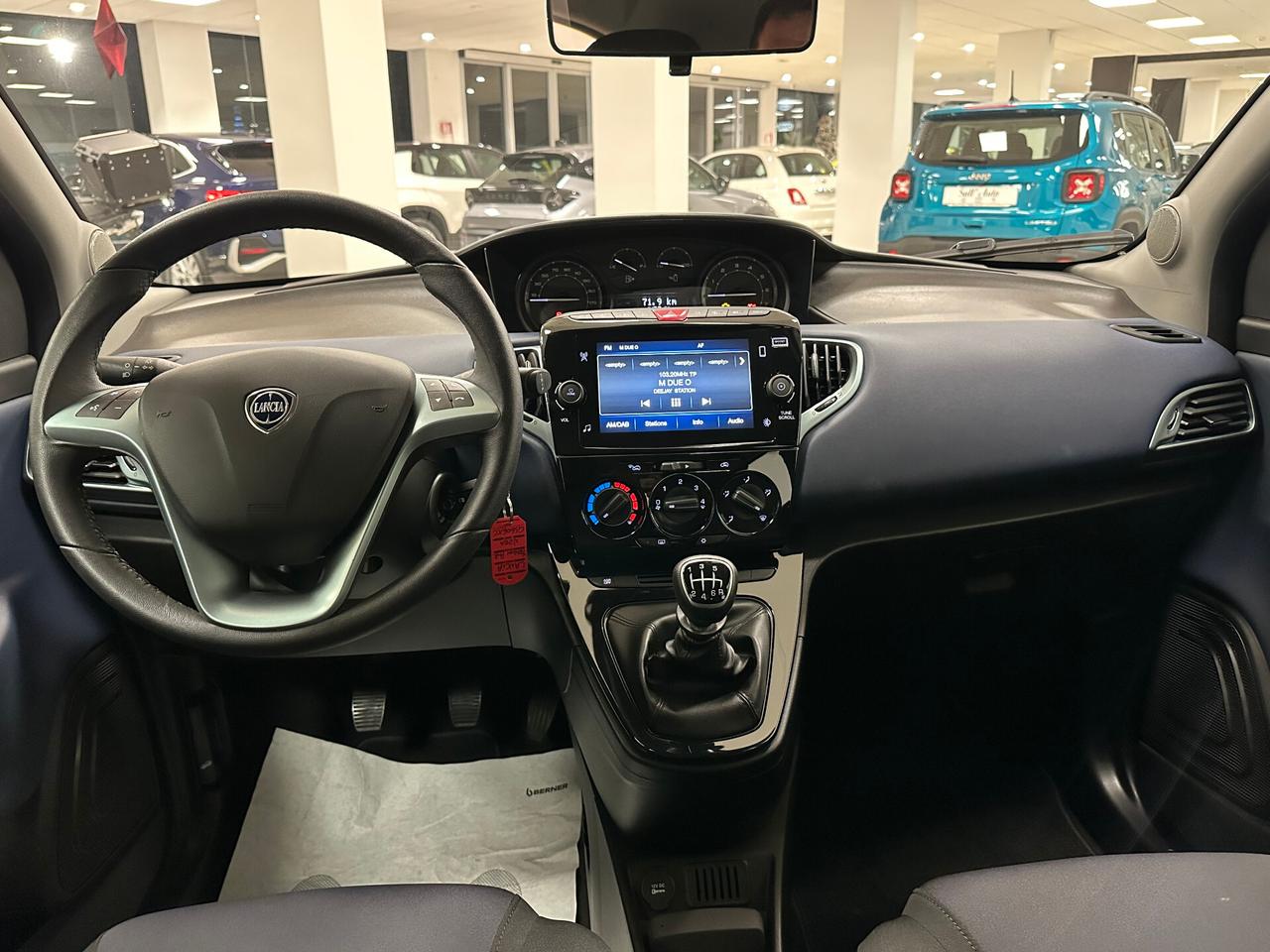 Lancia Ypsilon 1.0 Hybrid 70 CV Gold Plus 2024