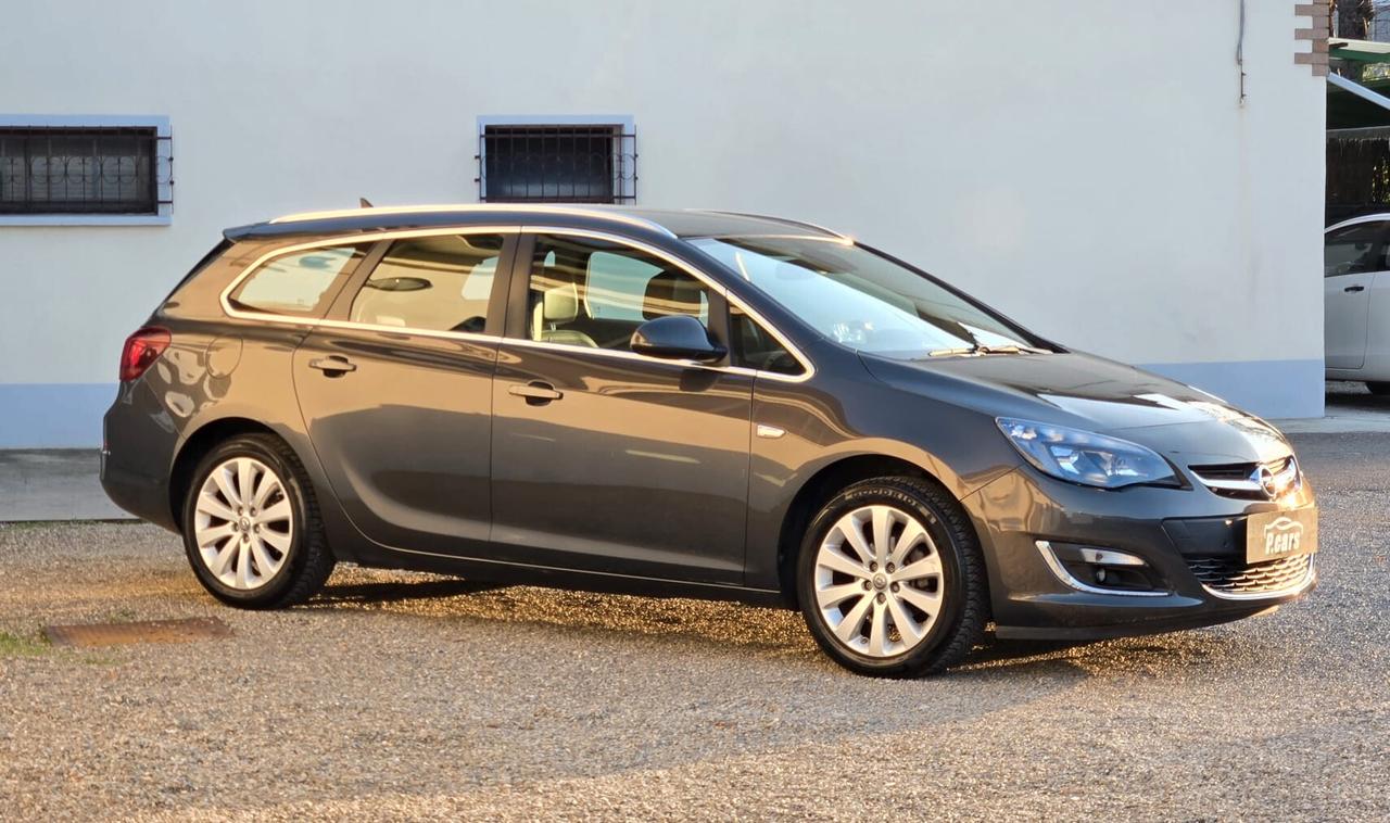 Opel Astra 1.4 Turbo Sports Tourer GPL Cosmo