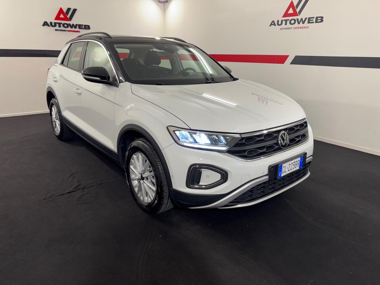 Volkswagen T-Roc 1.5 TSI *150 CV*SOLO 59900 KM* tagliandi certificati VOLKSWAGEN