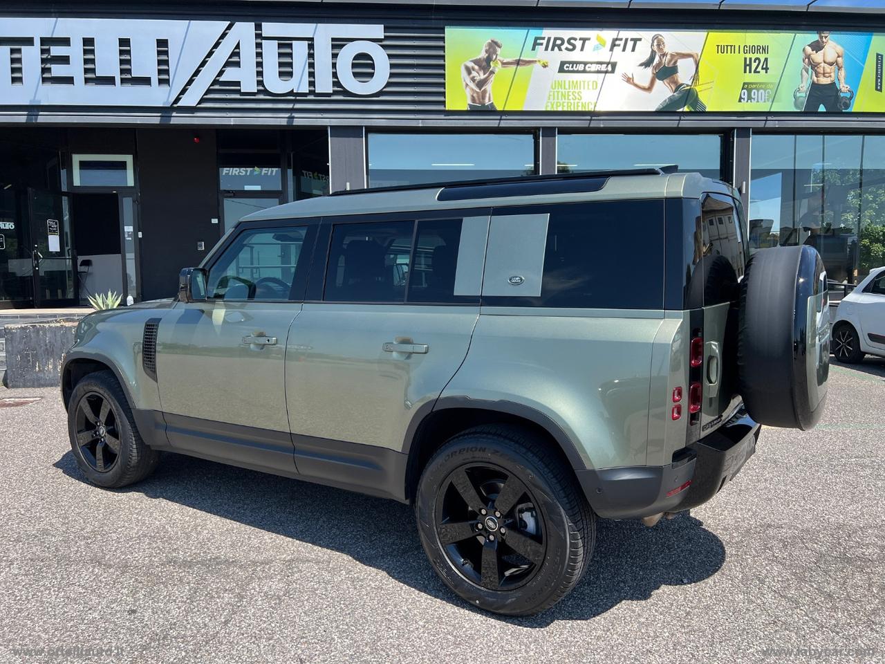 LAND ROVER Defender 110 3.0D I6 250 CV AWD Auto SE
