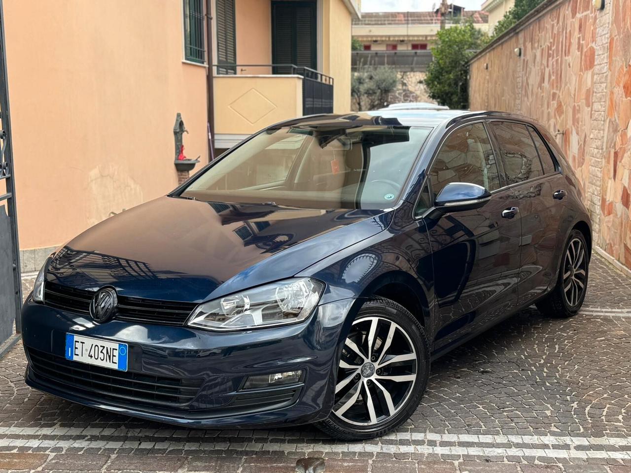 Volkswagen Golf 1.6 TDI Highline BlueMotion Technology