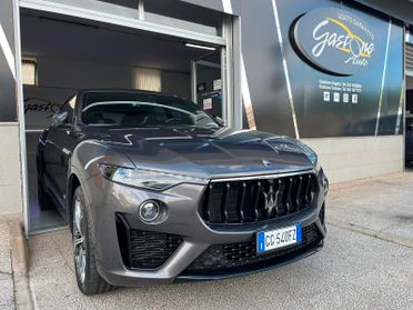 Maserati Levante V6 3.0 250cv Diesel Q4 Gransport