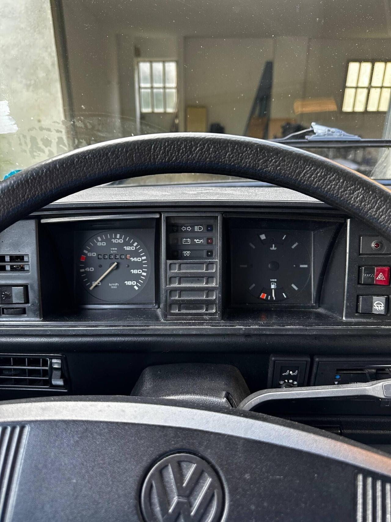 Volkswagen T3 MULTIVAN - 6 POSTI