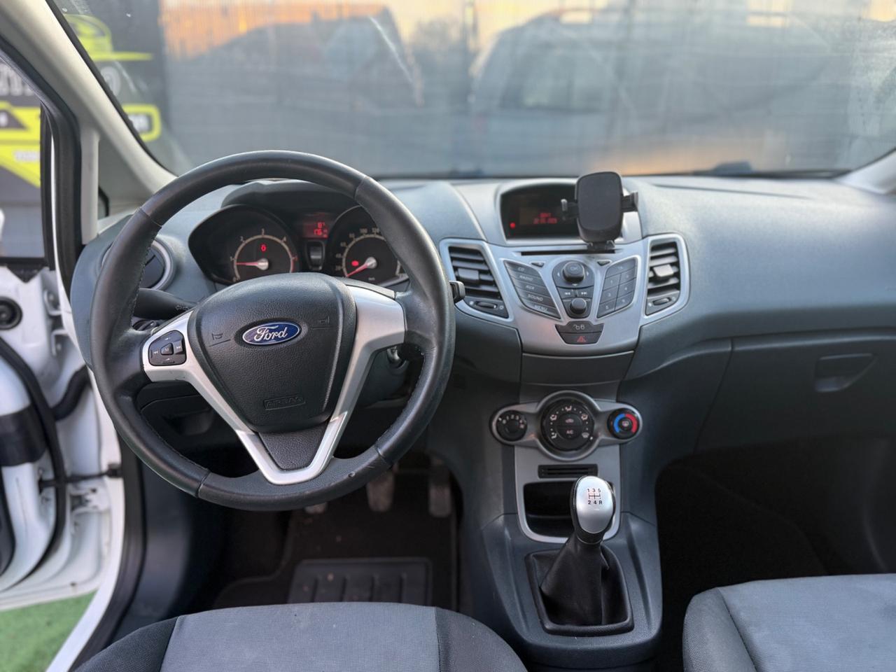 Ford FIESTA 1.4 TDCI TITANIUM NEOPATENTATI