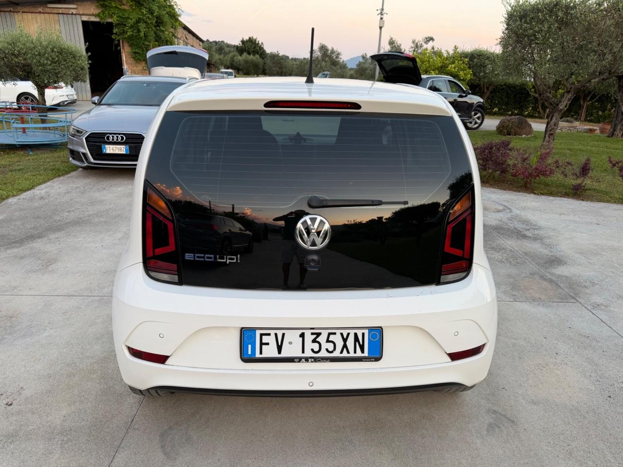 Volkswagen up! 1.0 5p. eco high BlueMotion Technology