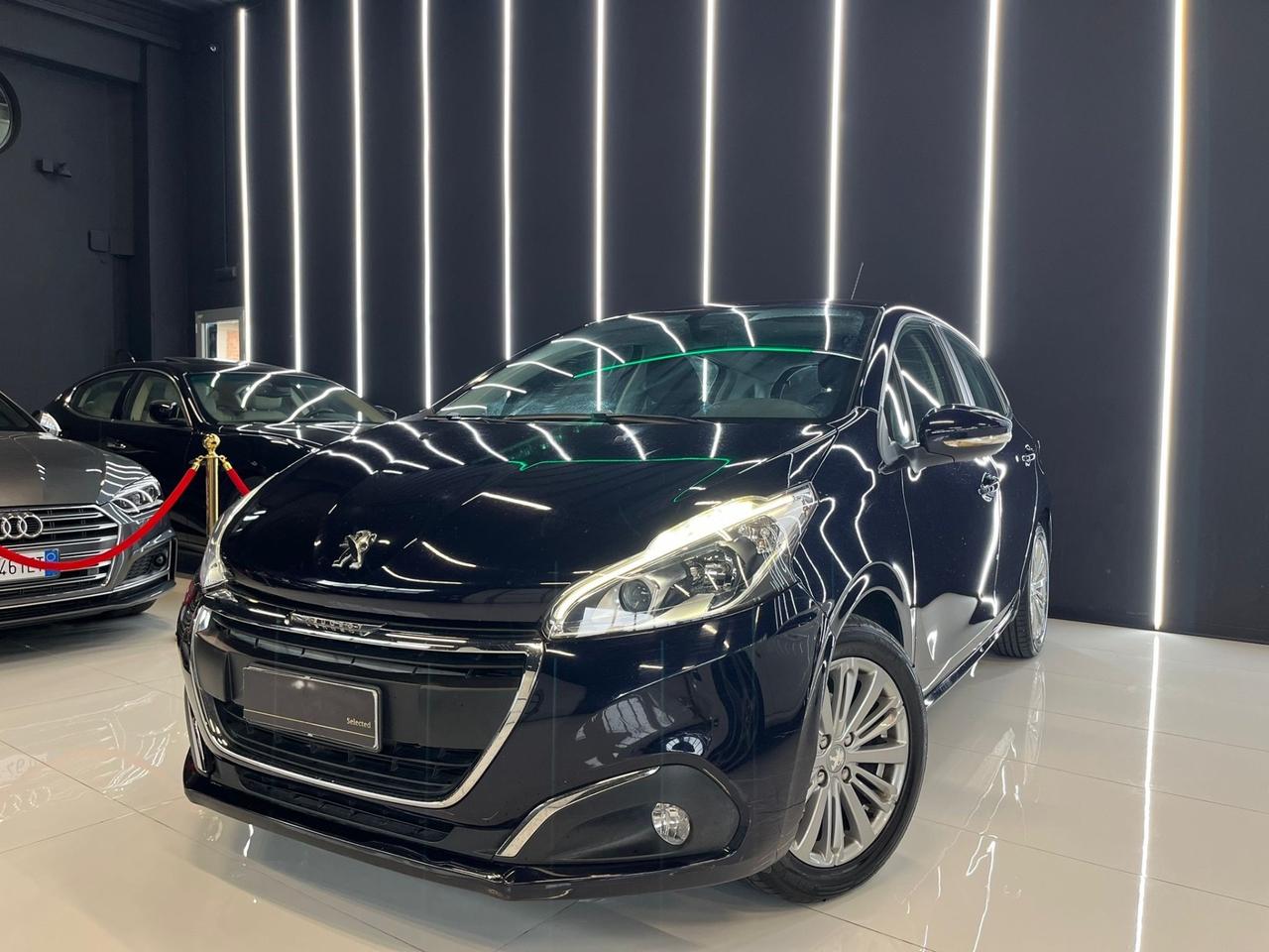Peugeot 208 BlueHDi 75 5 porte Allure OK NEOPATENTATI UNICO PROPRIETARIO