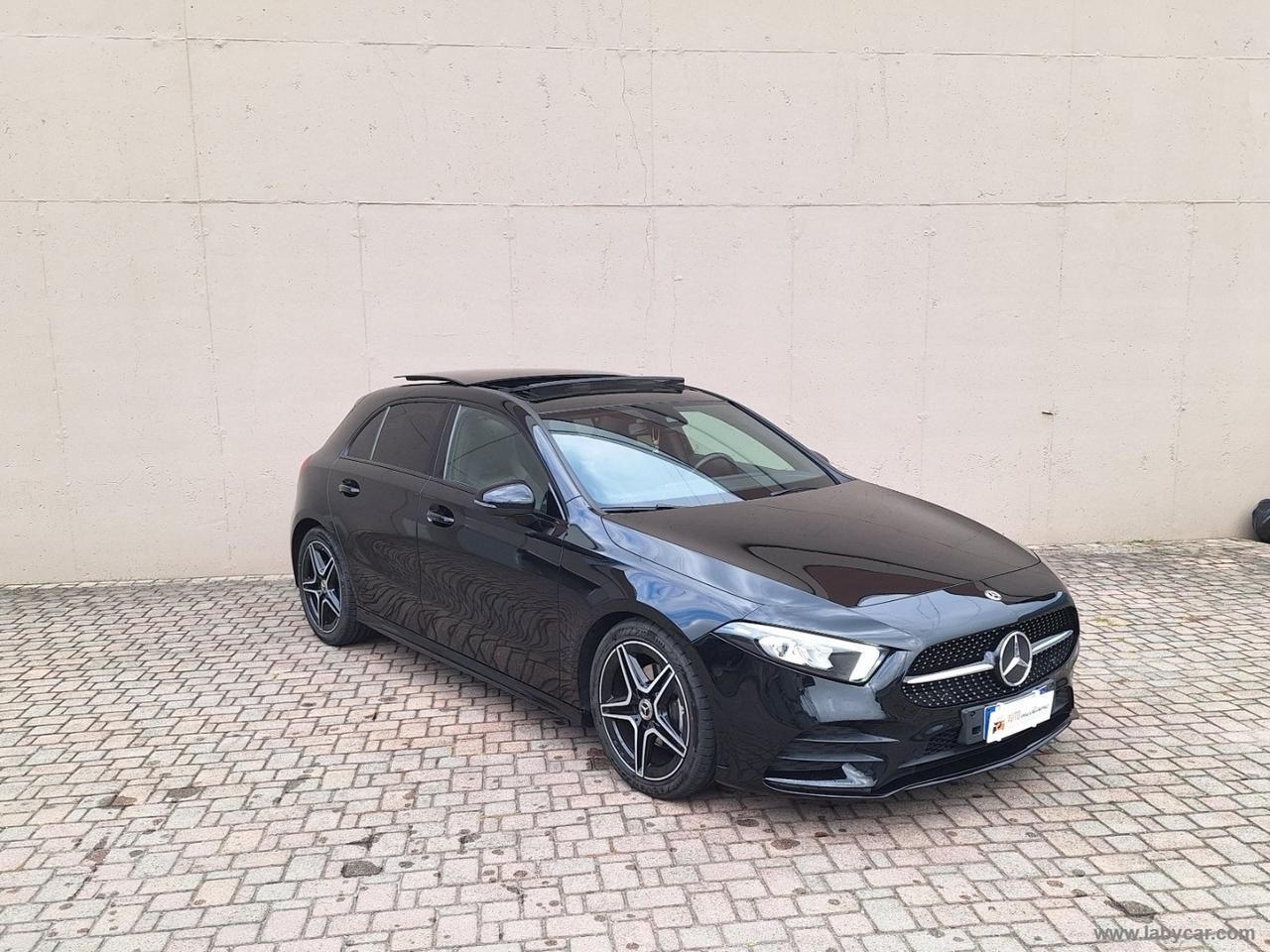 MERCEDES-BENZ A 180 d Automatic Premium AMG NIGHT TETTO