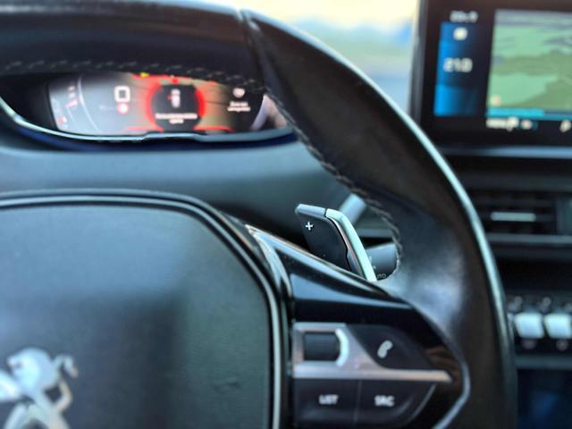 PEUGEOT 3008 BlueHDi 130 S&S EAT8 Allure