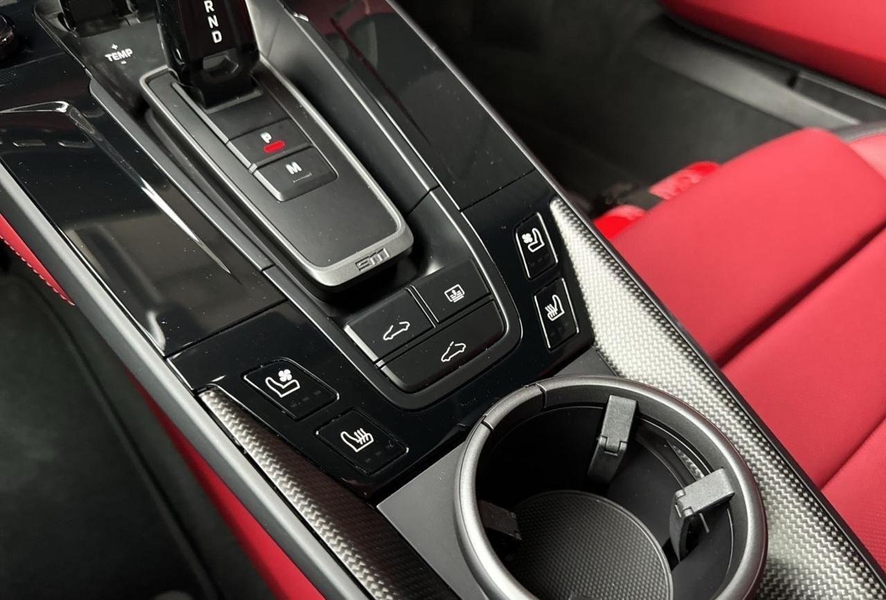 PORSCHE 992 2.0 Carrera 4 GTS*Pelle-Tetto-Bose-Finanz*