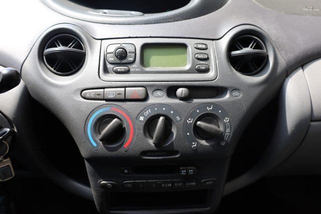 TOYOTA Yaris 1.0i 16V 5 Porte Sol Ideale per NEOPATENTATI