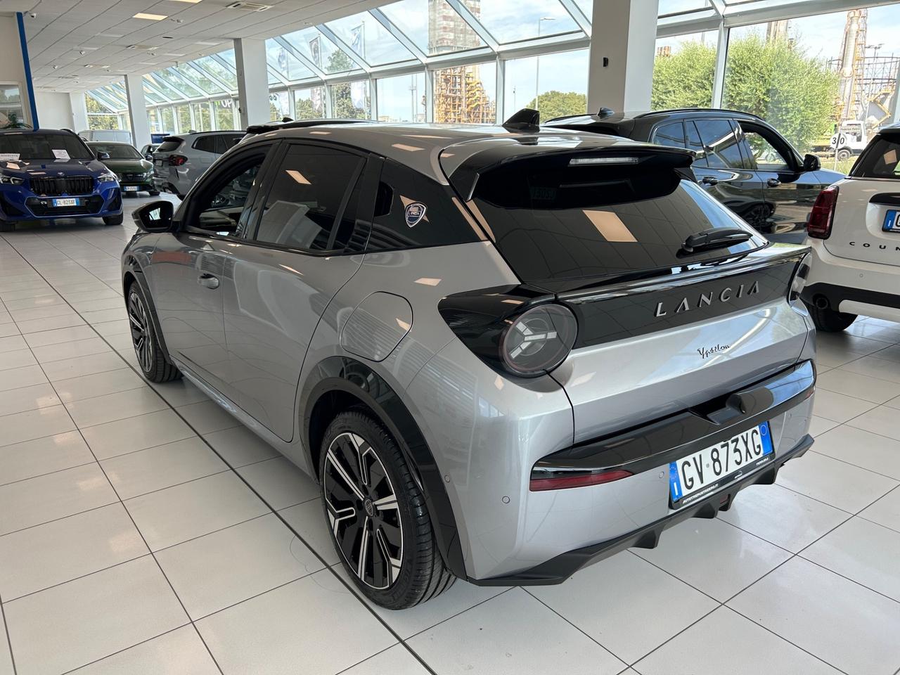 Lancia Ypsilon Hybrid e-DCT LX Neopatentati