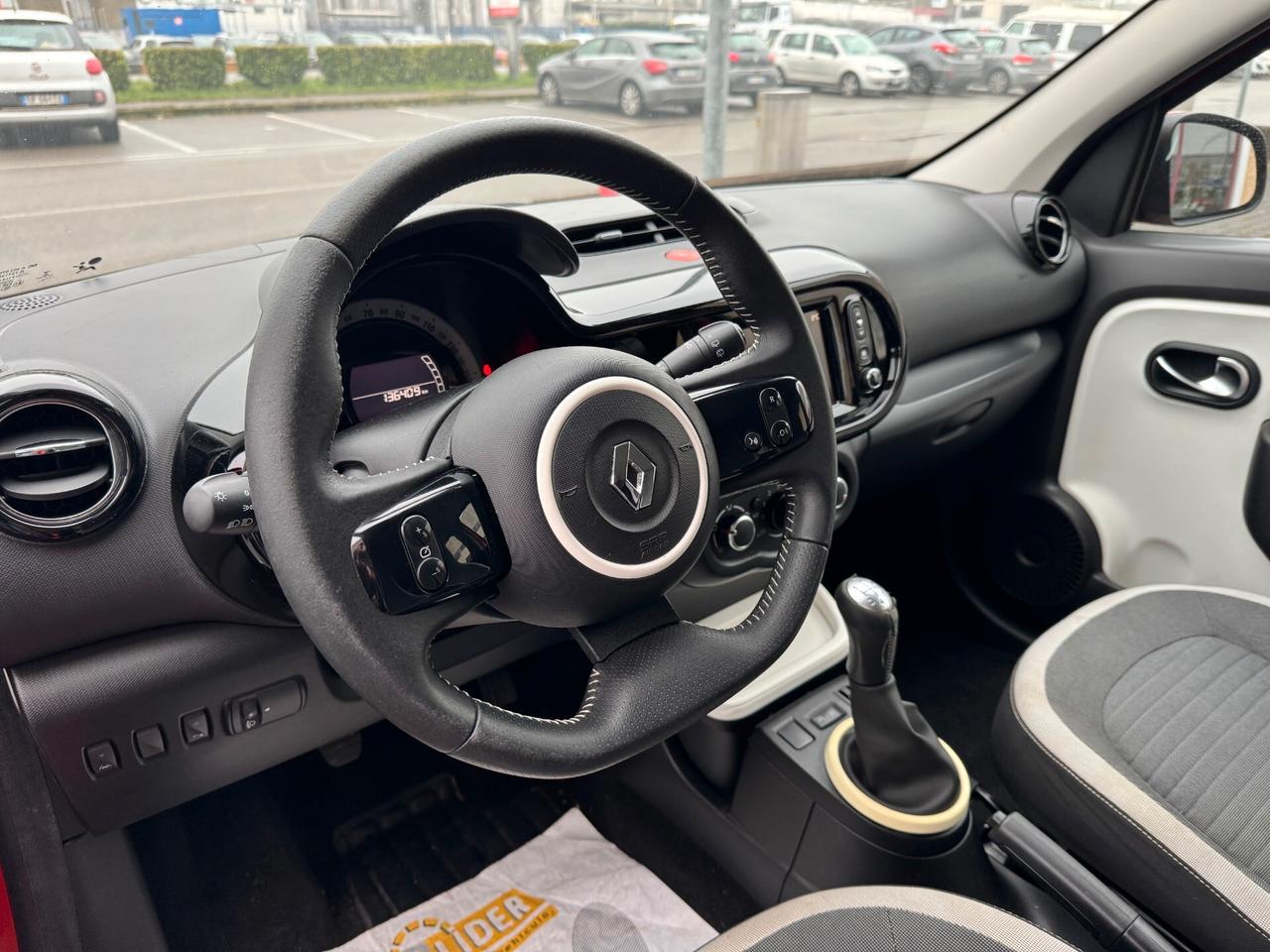 Renault Twingo 1.0 SCe Live,OK NEOPATENTATI,5 PORTE