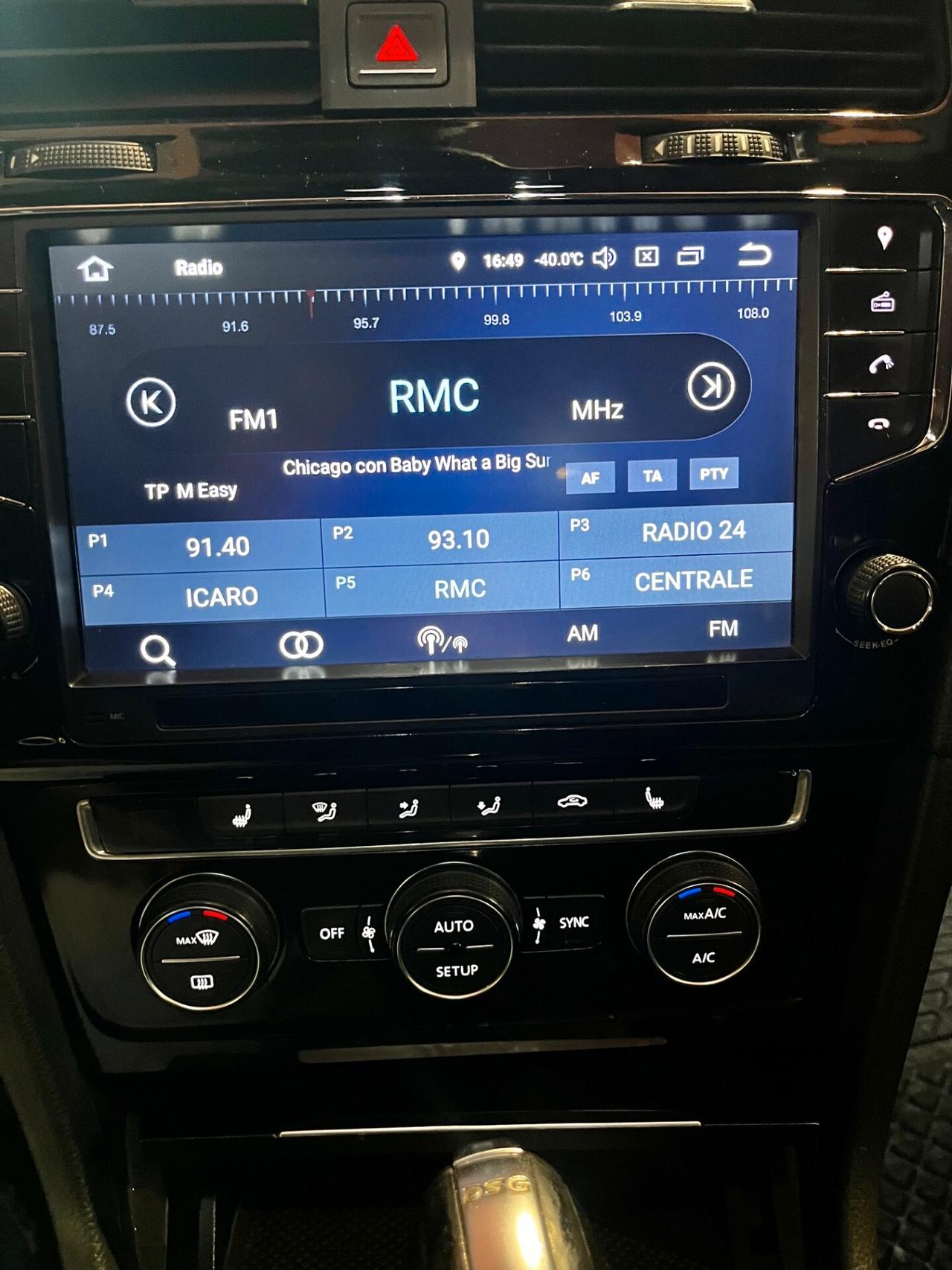 VOLKSWAGEN GOLF VII 105 CV TDI HIGHLINE DSG RETROCAMERA CERCHI IN LEGA OK NEOPATENTATI