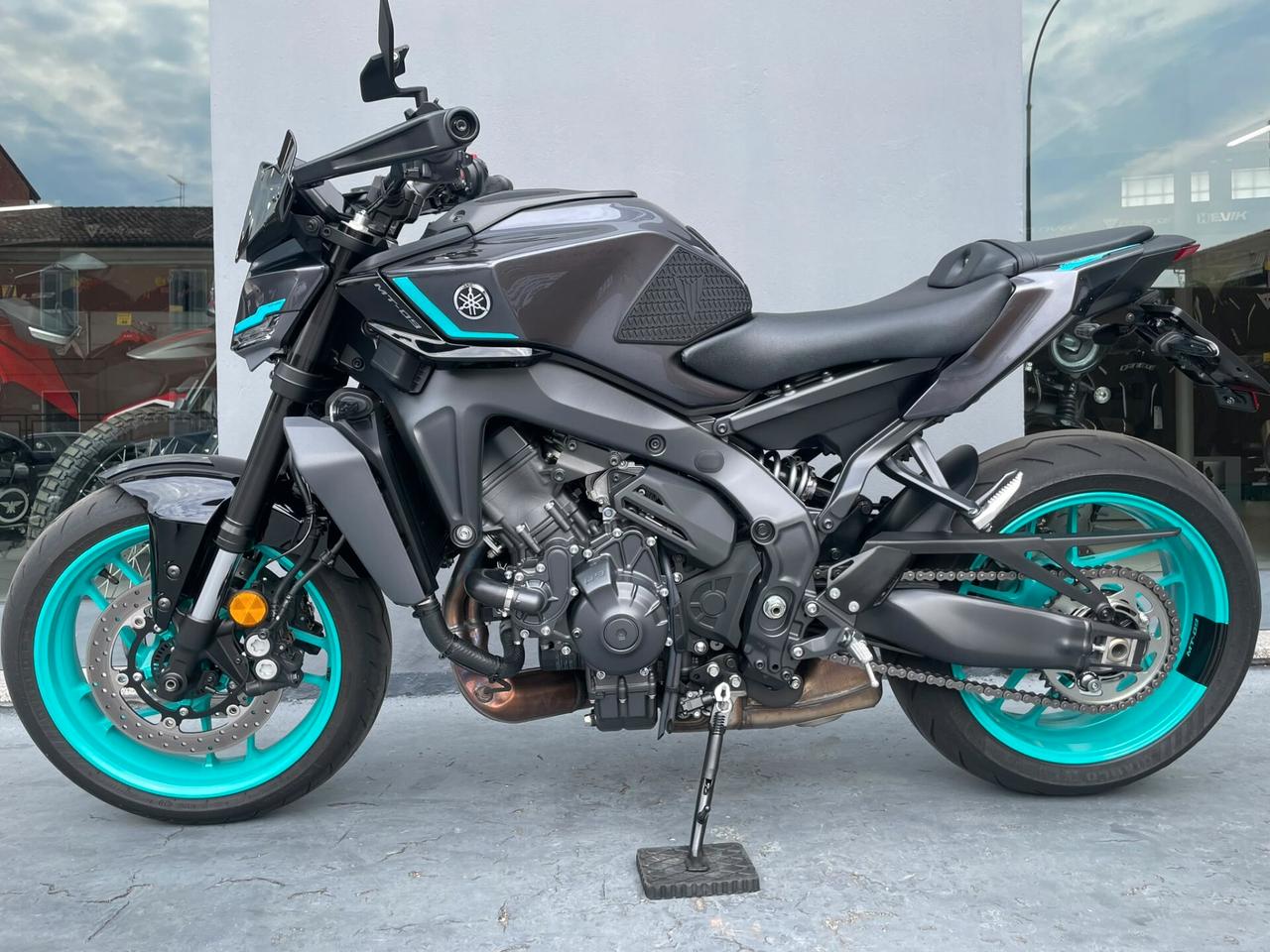Yamaha MT-09 Y-AMT - 2024