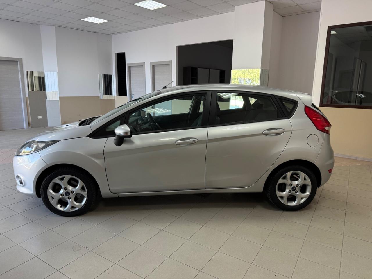 Ford Fiesta Fiesta+ 1.4 TDCi 68CV 5 porte