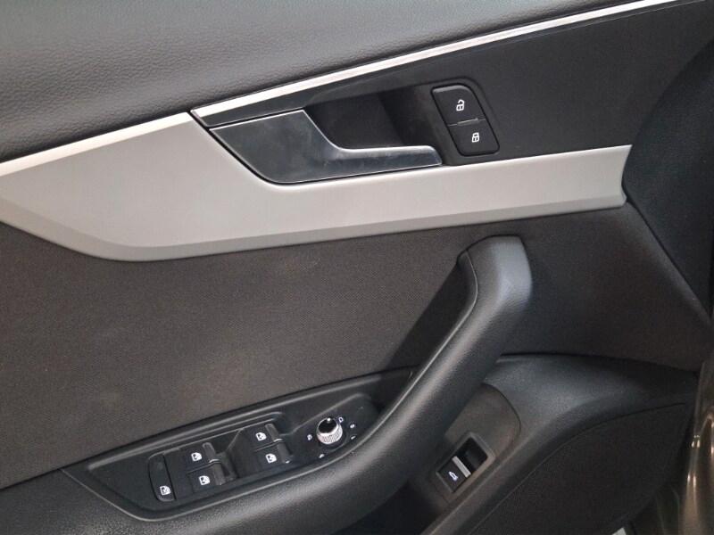 AUDI A4 allroad 2ª serie A4 allroad 40 TDI 204...