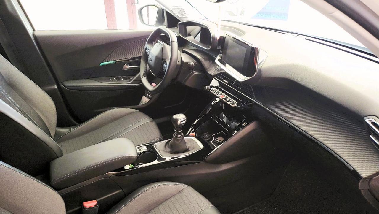 PEUGEOT 2008 BlueHDi 110 S&S Allure Pack