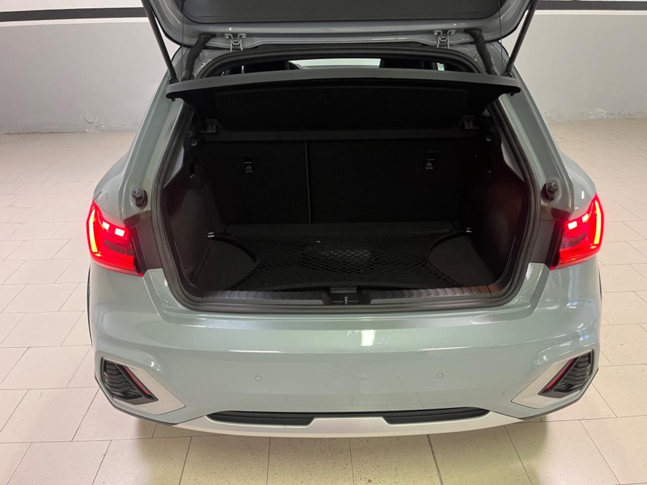 Audi A1 citycarver 30 TFSI S tronic S Line edition