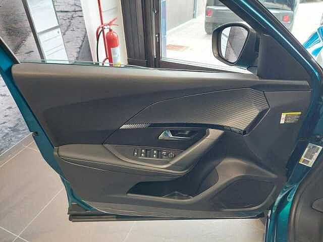 Peugeot 2008 PureTech 100 S&S Allure KM0