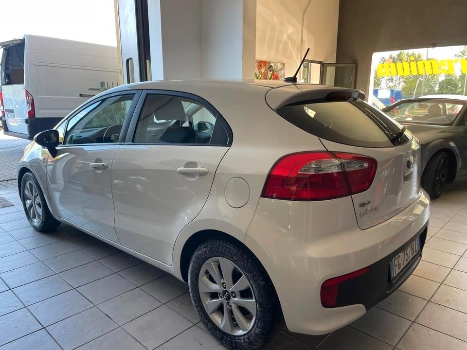 Kia Rio 1.2 CVVT 5p. Cool