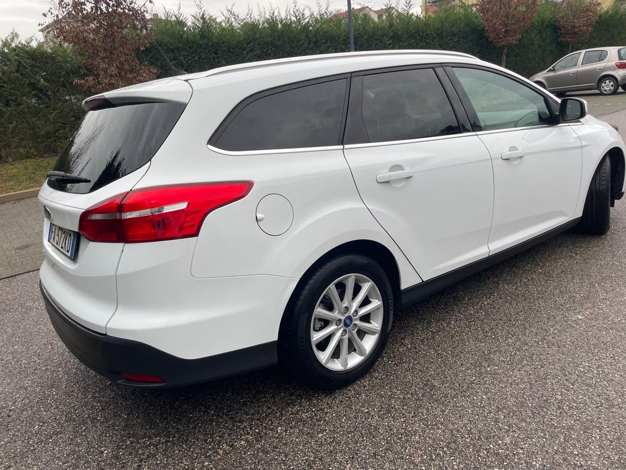 Ford Focus 1.5 TDCi Titanium garanzia 12 mesi