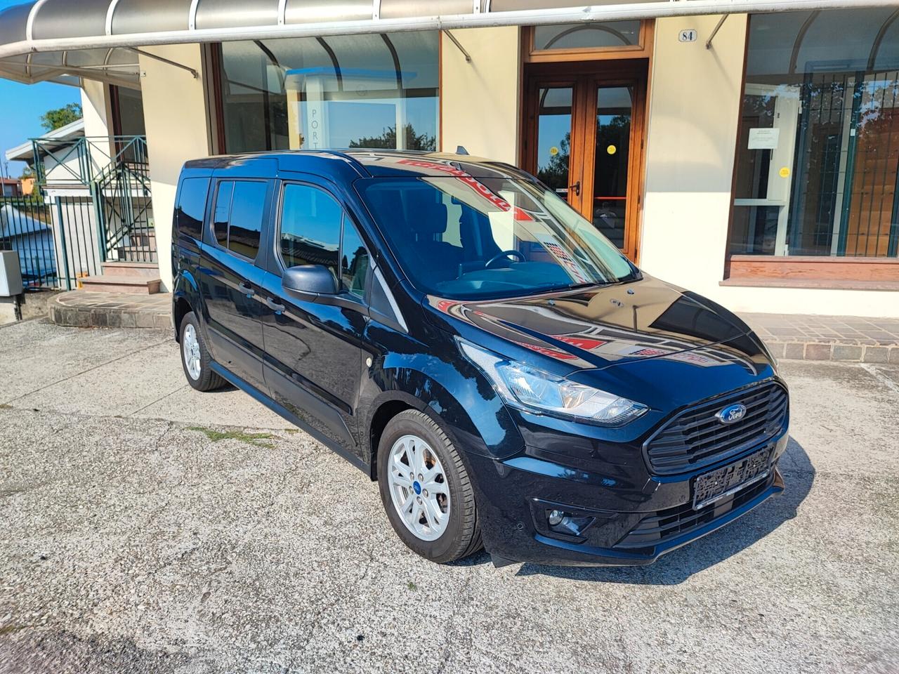 Ford Grand Tourneo Gancio Traino 7 Posti Euro 6