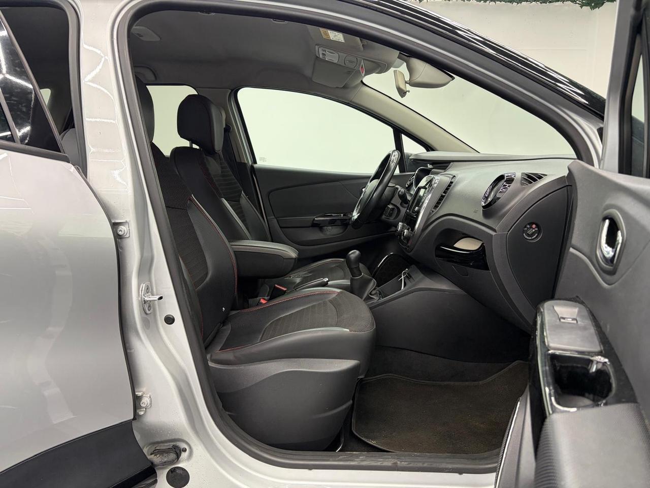 Renault Captur dCi 8V 90 CV EDC Start&Stop Energy Intens