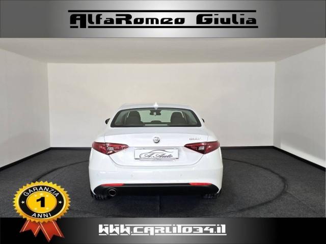 Alfa Romeo Giulia 2.2 t Business Launch Edition 150cv