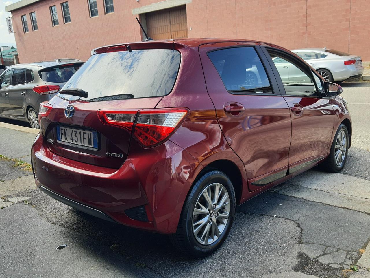 TOYOTA Yaris 1.5 Hybrid 5p.